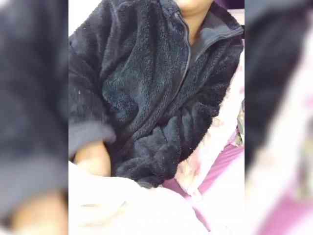 BabyGirl26 webcam