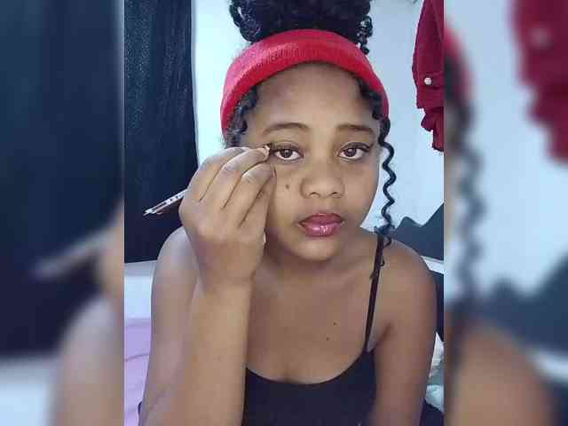 BabyGirl26 webcam