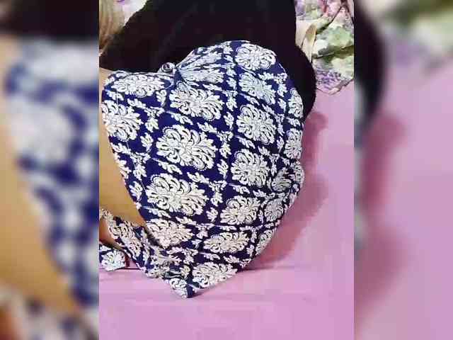 BabyGirl26 webcam