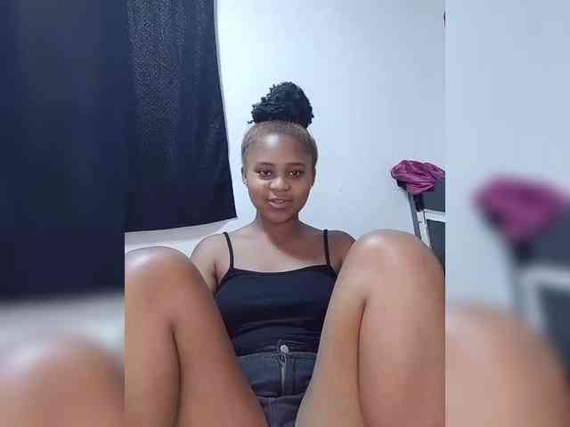 BabyGirl26 webcam