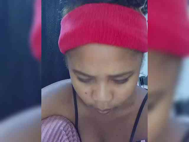 BabyGirl26 webcam