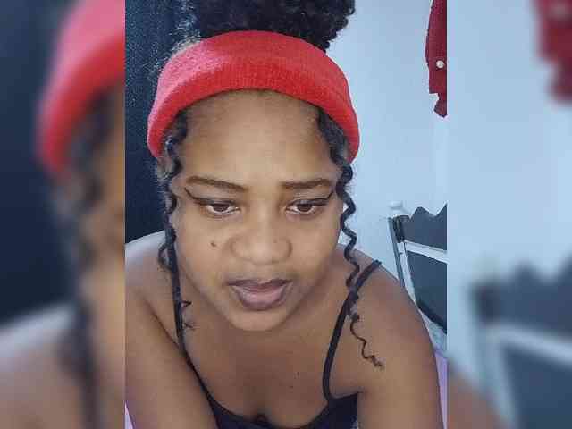BabyGirl26 webcam