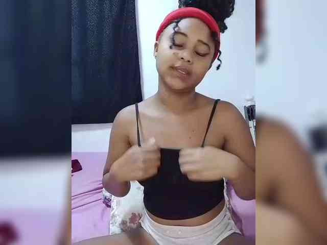 BabyGirl26 webcam