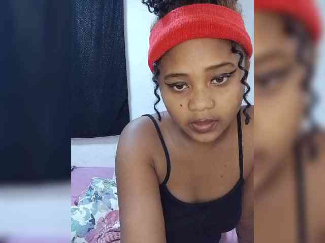 BabyGirl26 webcam