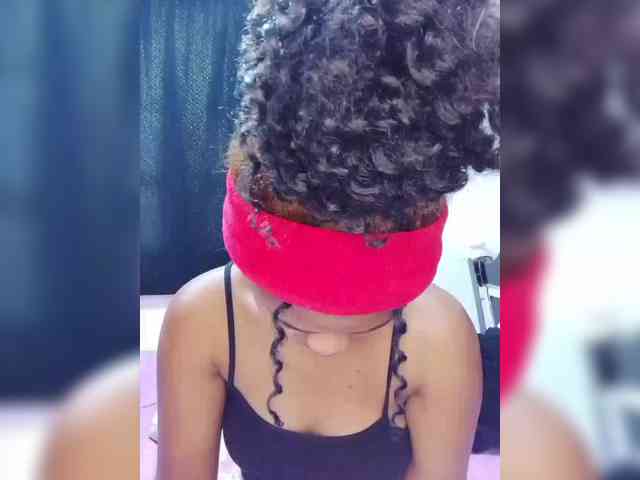 BabyGirl26 webcam