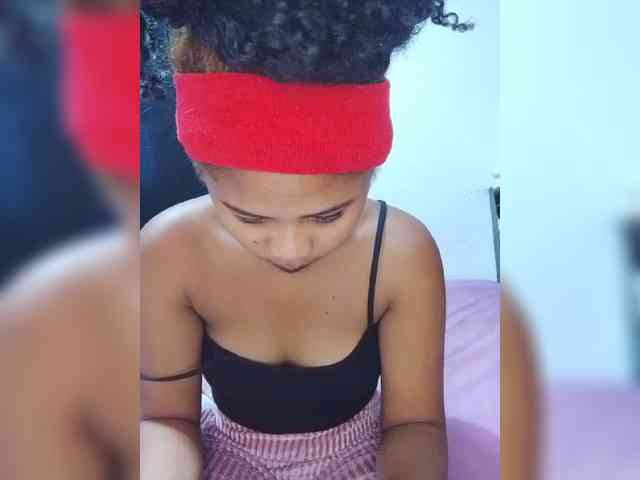 BabyGirl26 webcam