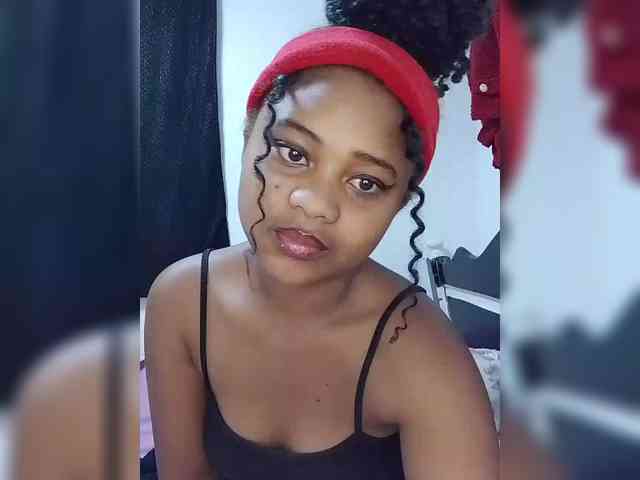 BabyGirl26 webcam