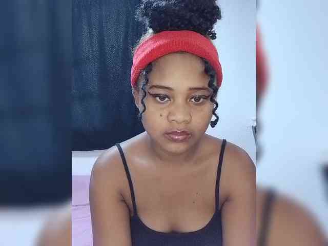 BabyGirl26 webcam