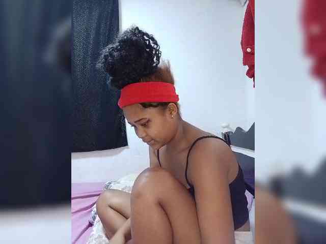 BabyGirl26 Live Webcam on BongaCams