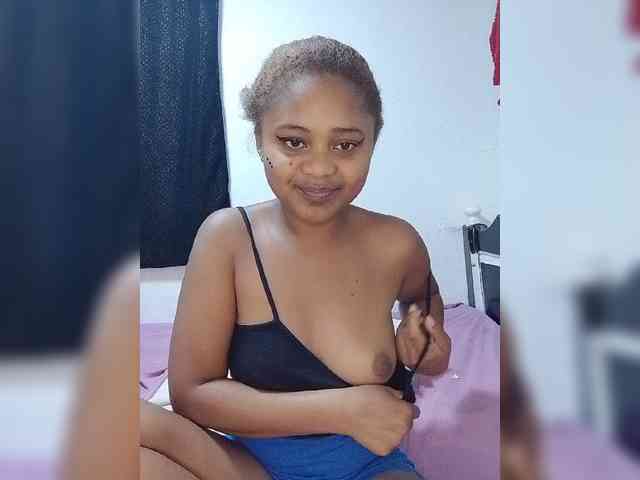 BabyGirl26 webcam