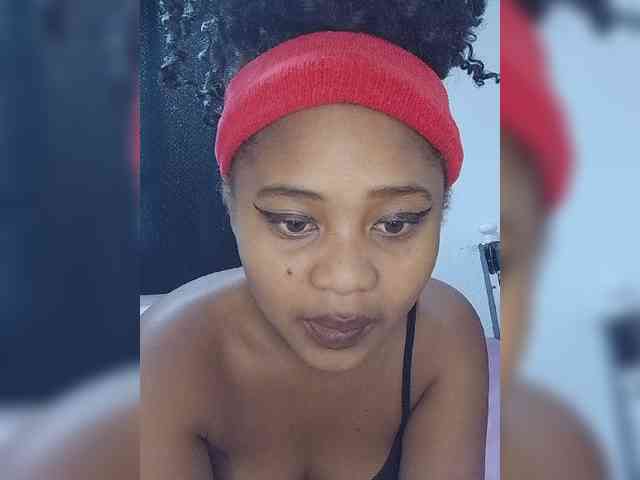BabyGirl26 webcam