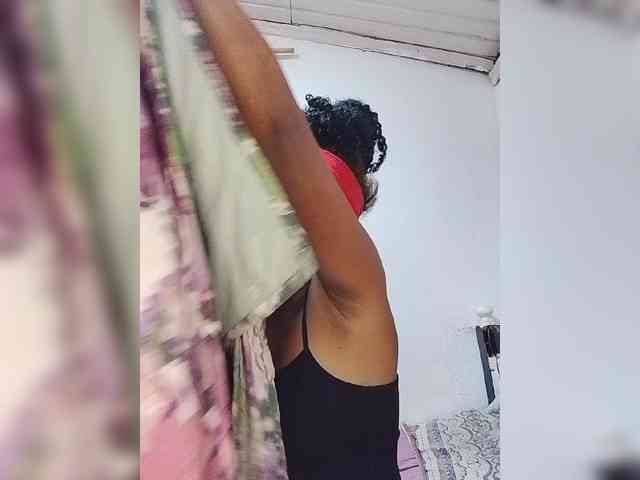 BabyGirl26 webcam
