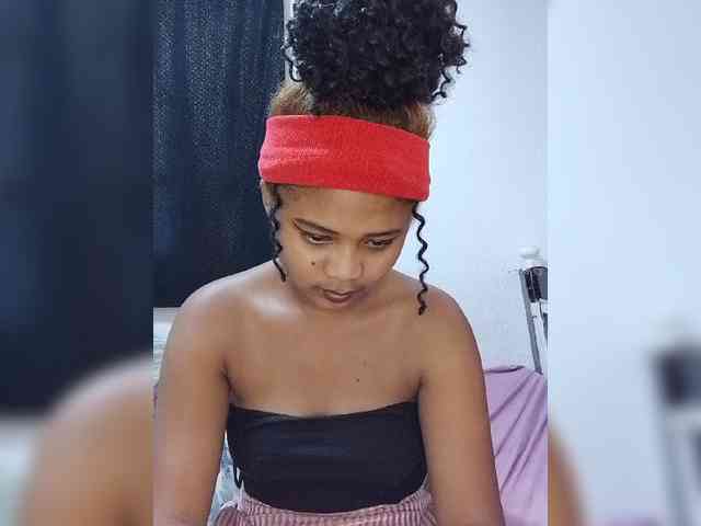 BabyGirl26 webcam