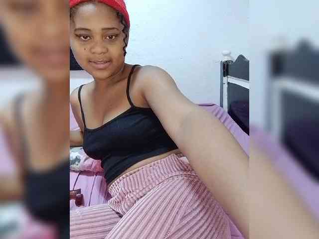 BabyGirl26 webcam