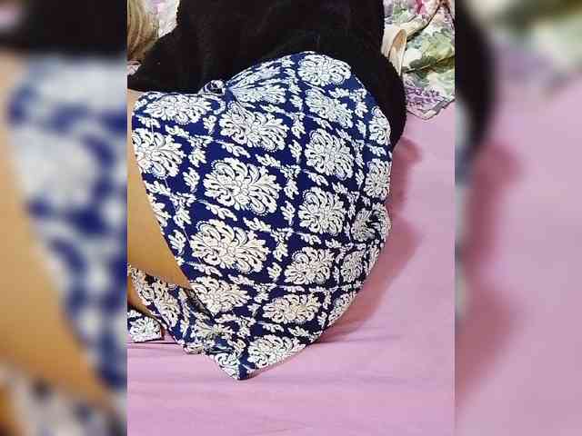 BabyGirl26 webcam