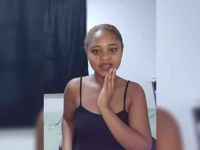 BabyGirl26 webcam