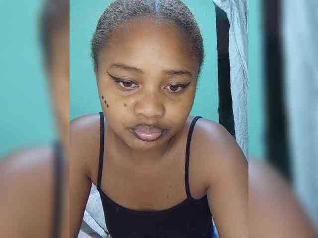 BabyGirl26 webcam