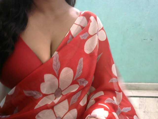 HOTRASHMIKA