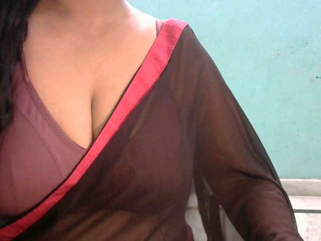 HOTRASHMIKA live cam on BongaCams