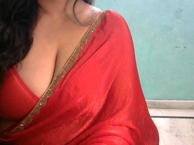 HOTRASHMIKA live cam on BongaCams