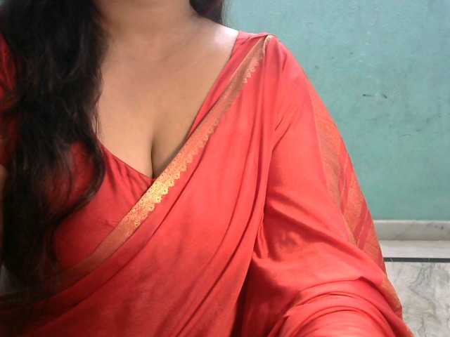 HOTRASHMIKA live cam on BongaCams