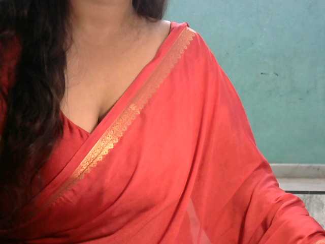 HOTRASHMIKA live cam on BongaCams