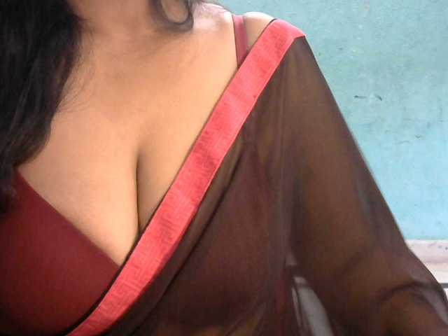 HOTRASHMIKA live cam on BongaCams