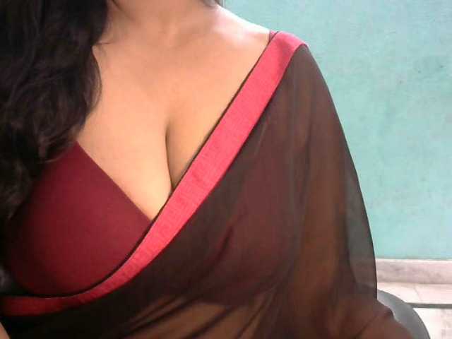 HOTRASHMIKA live cam on BongaCams