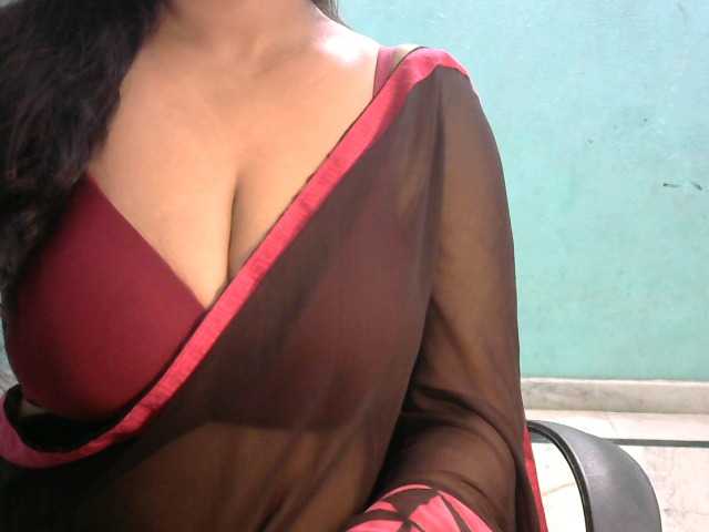 HOTRASHMIKA live cam on BongaCams