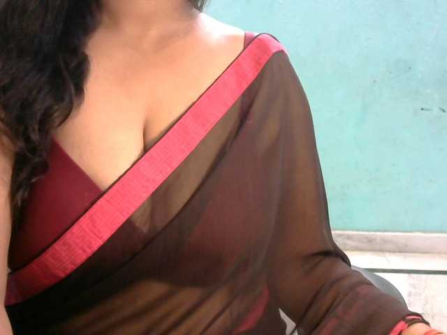 HOTRASHMIKA live cam on BongaCams