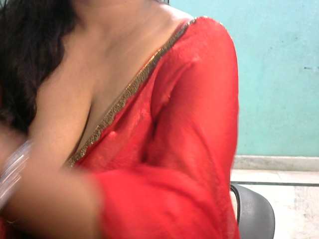 HOTRASHMIKA live cam on BongaCams