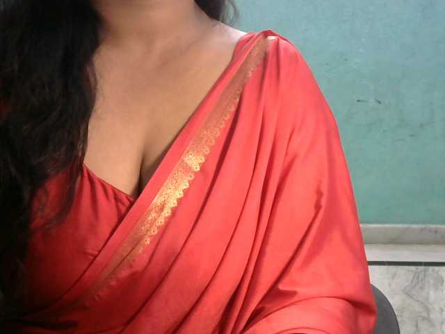 Hotrashmika on Bongacams