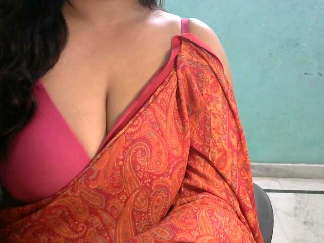 HOTRASHMIKA live cam on BongaCams