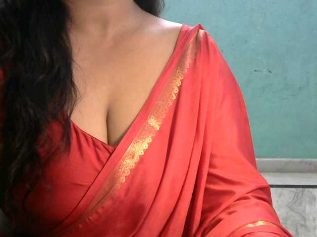 HOTRASHMIKA live cam on BongaCams