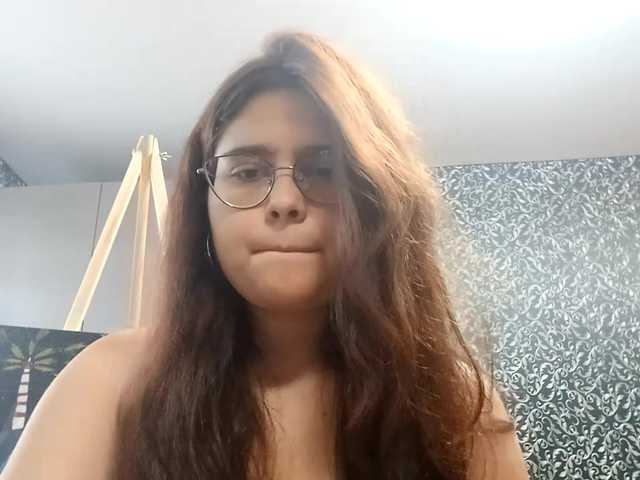 JustinaKemerling live cam on BongaCams