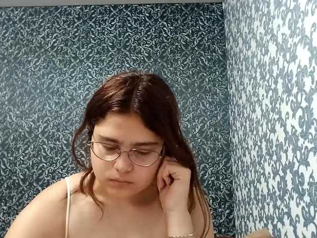 JustinaKemerling live cam on BongaCams