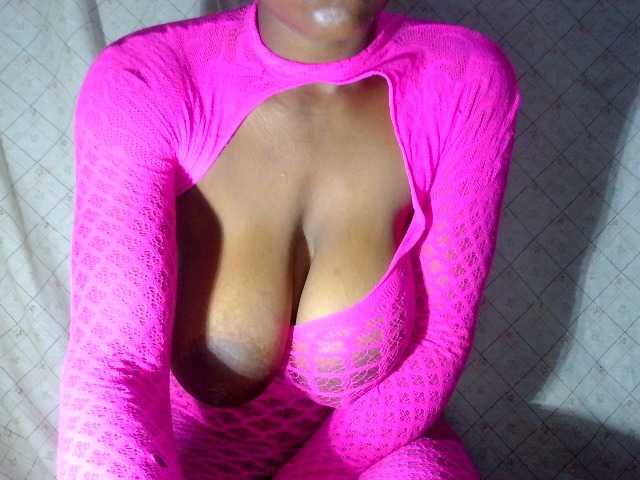 Xaqueline live cam on BongaCams