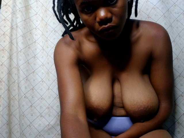 Xaqueline live cam on BongaCams