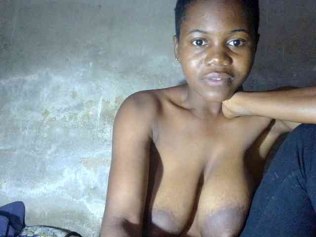 Model: Xaqueline