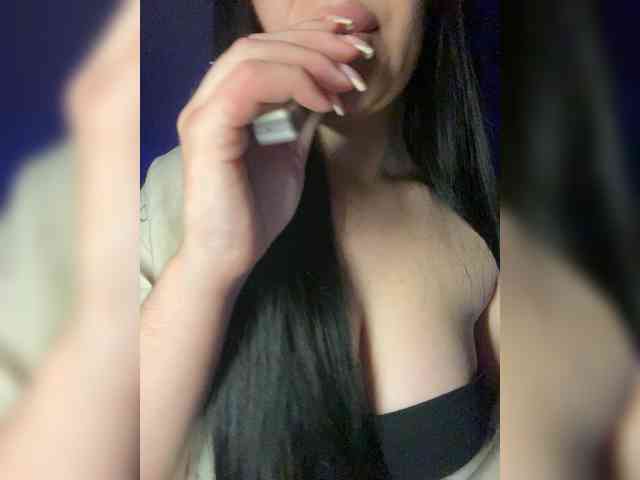 MillaMiss webcam