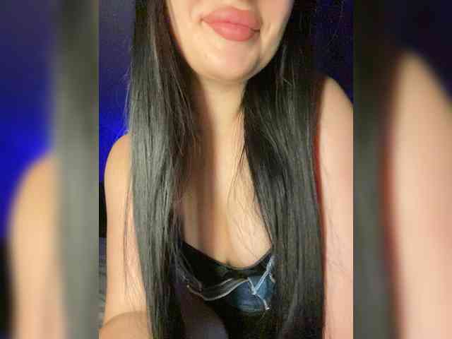 MillaMiss webcam