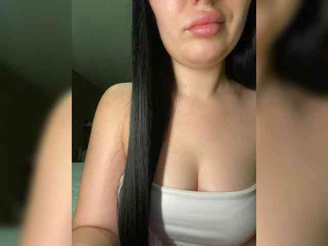 MillaMiss webcam