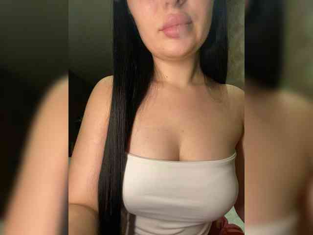MillaMiss webcam