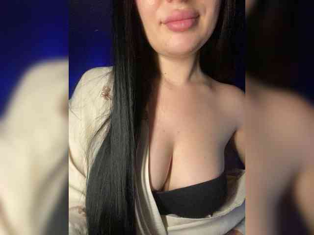 MillaMiss webcam