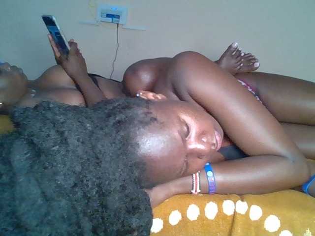 Tinnynicah24 live cam