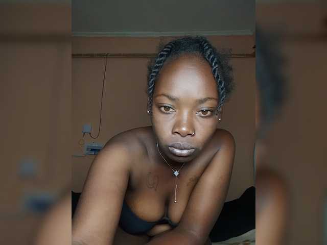 Tinnynicah24