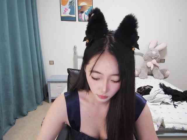 Quanquan's cam show statistics and live stream