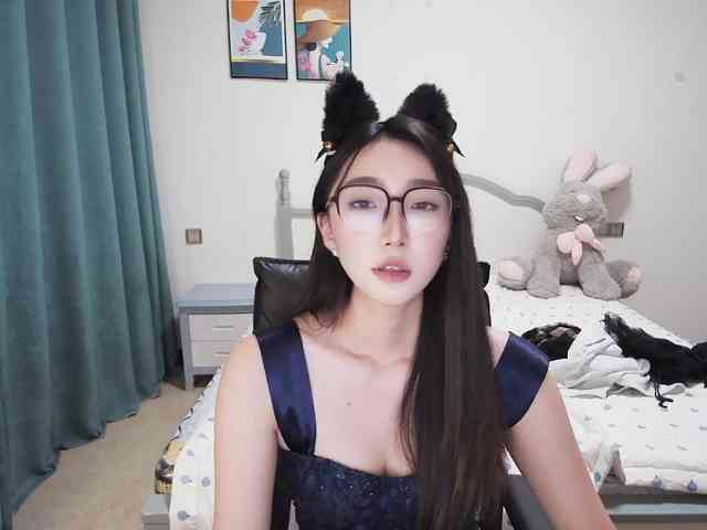 Quanquan's cam show statistics and live stream