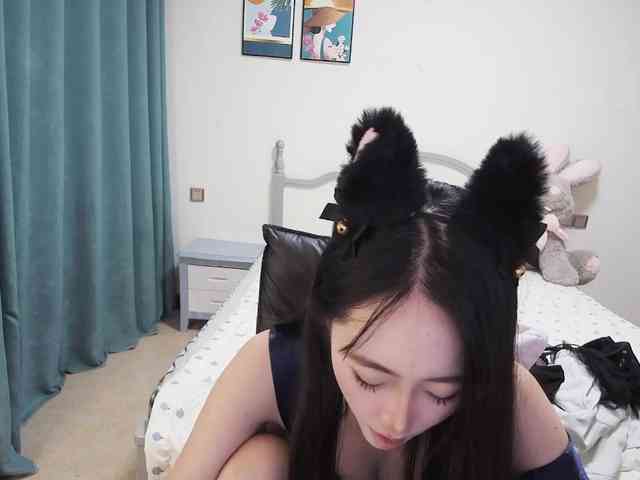 Quanquan's cam show statistics and live stream