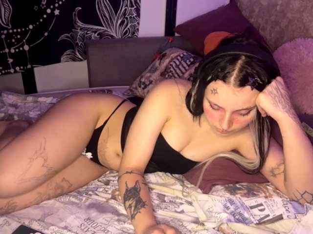 StephanyPlimpton live cam on BongaCams